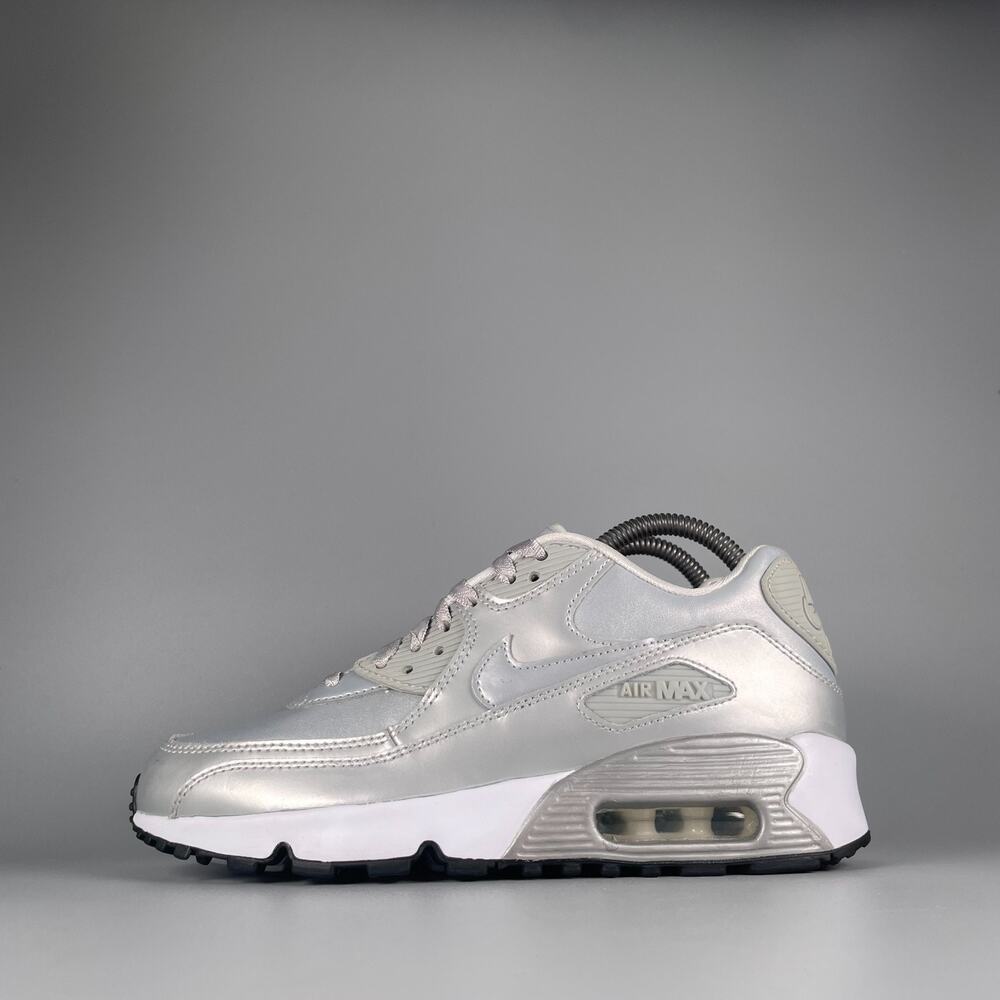 Size 6Y Women's 7.5 Nike Air Max 90 Silver Metallic Casual Running Sneakers Shoe